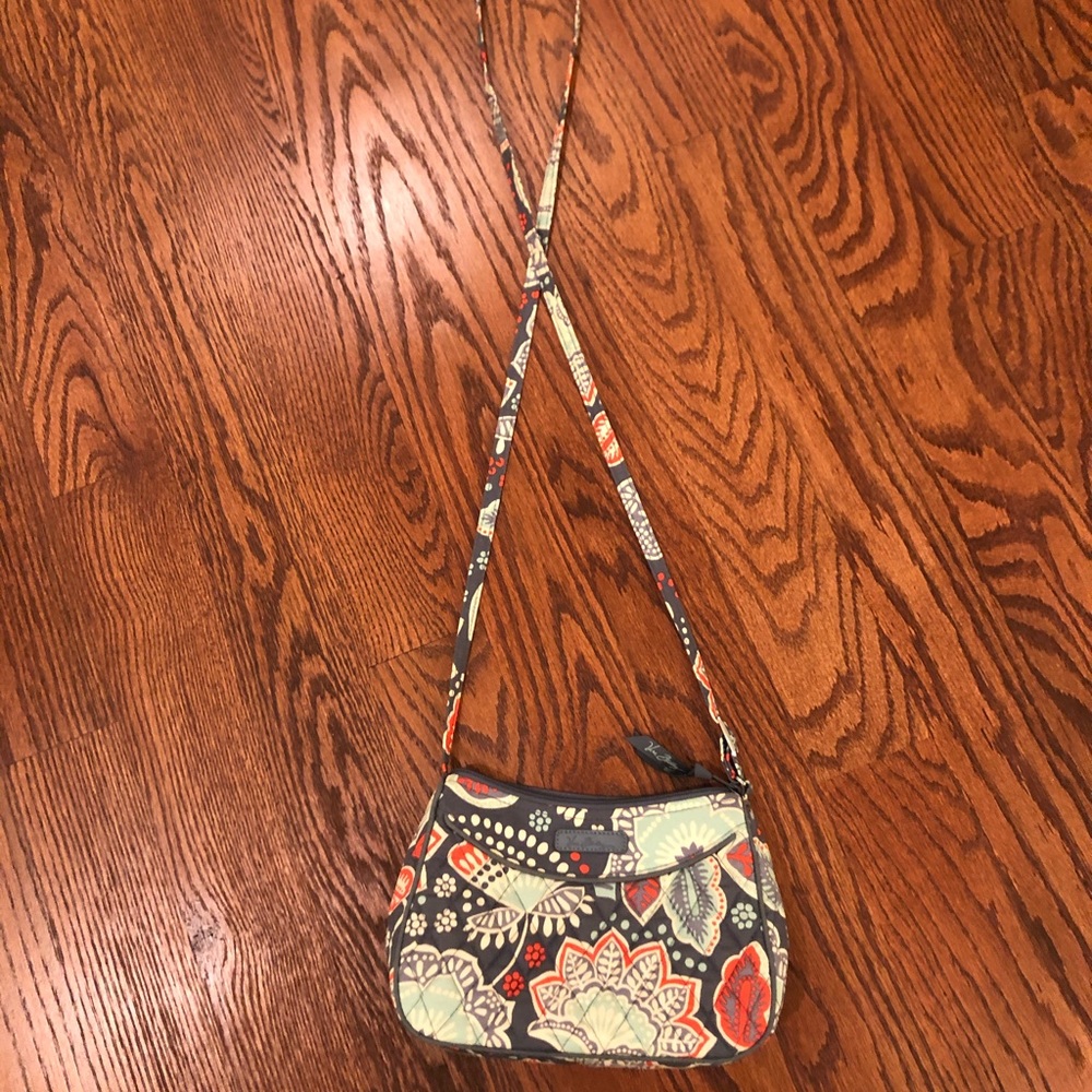 Vera Bradley small crossbody.